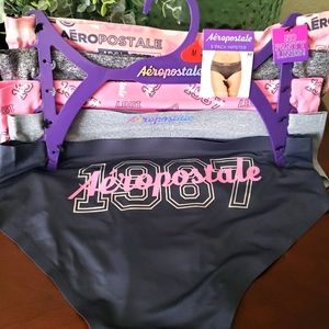 B1G1 💥Aeropostale Hipster Panties